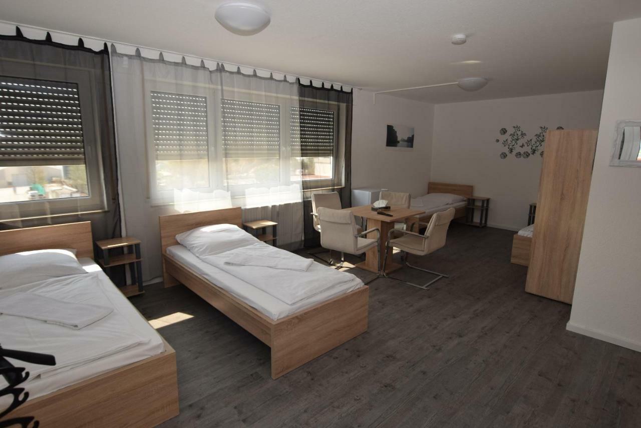 Monteurzimmer Messe Airport Wolfschlugen Εξωτερικό φωτογραφία
