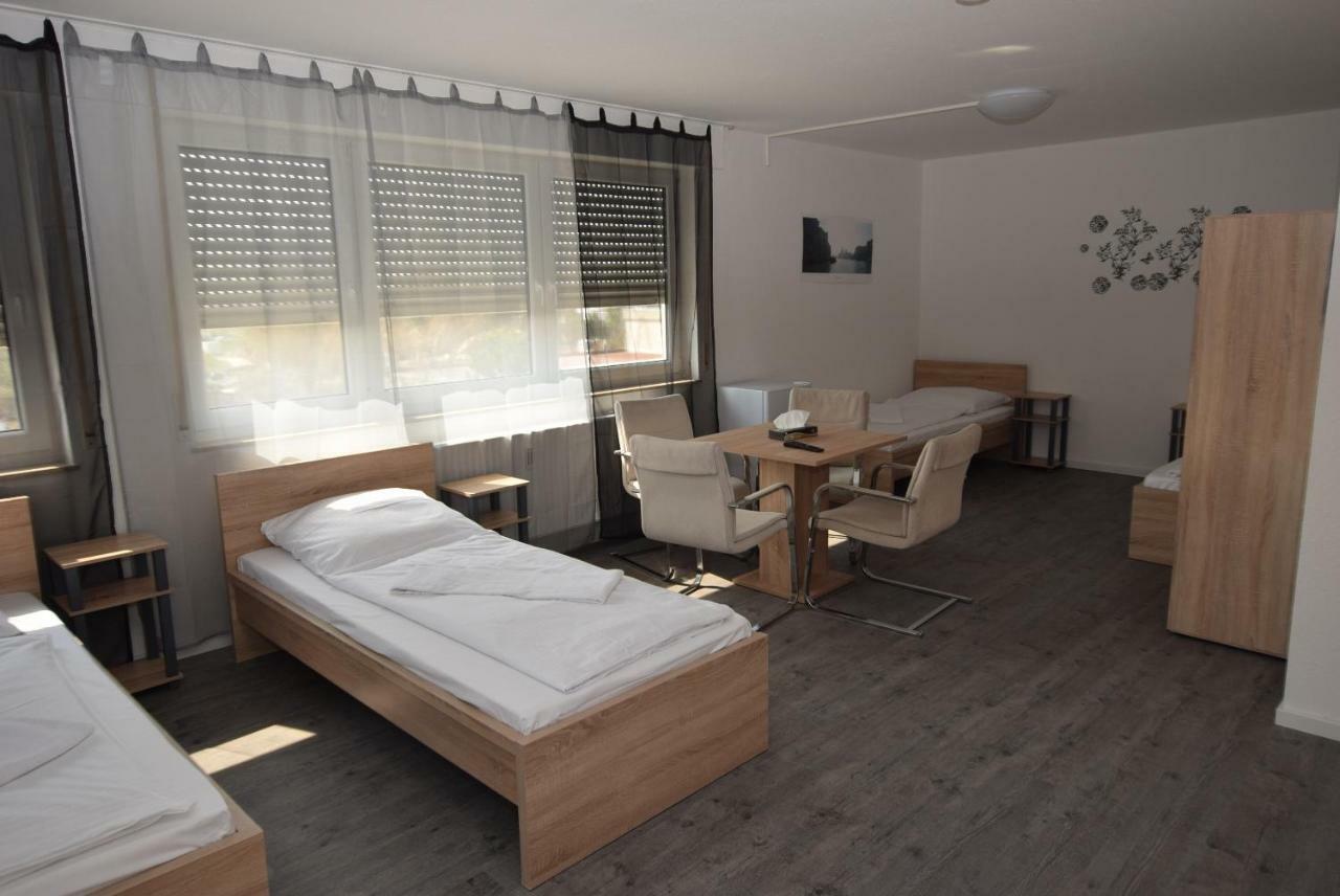 Monteurzimmer Messe Airport Wolfschlugen Εξωτερικό φωτογραφία